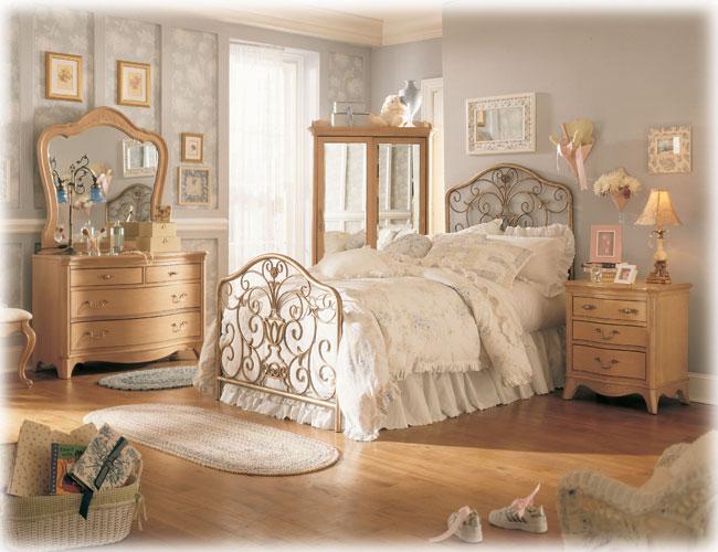 Vintage Bedroom Designs
